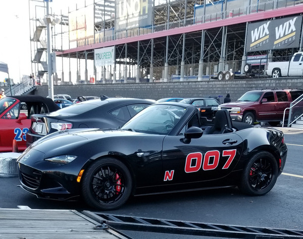 SCOTT's Scott and Judy's Black Club MX-5
