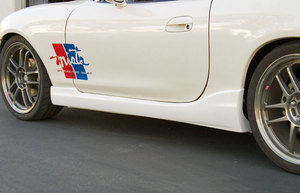 Racing Beat Side Skirts