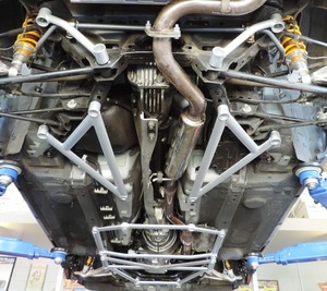 RoadsterSport 6 Piece Complete Underbody Brace Kit